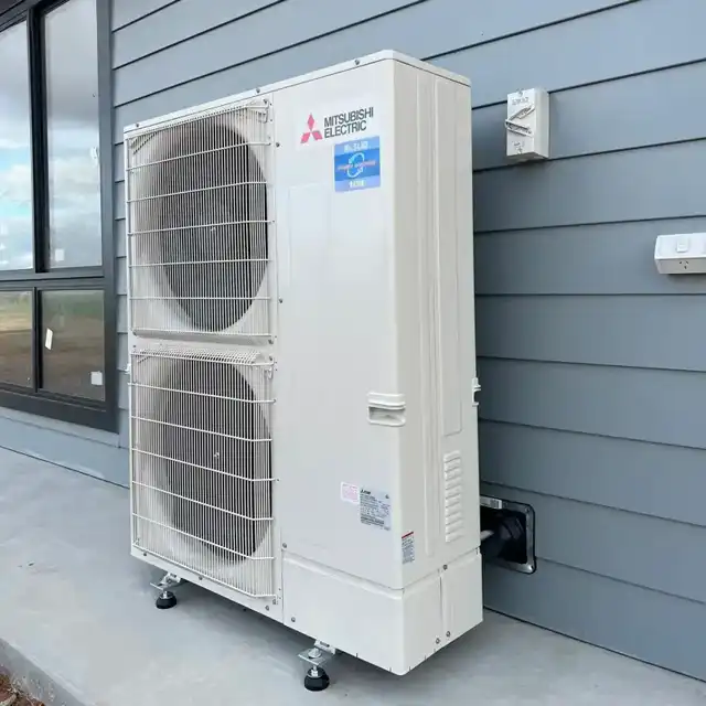 FHC install: split system in a compact interior space, Coffs Harbour